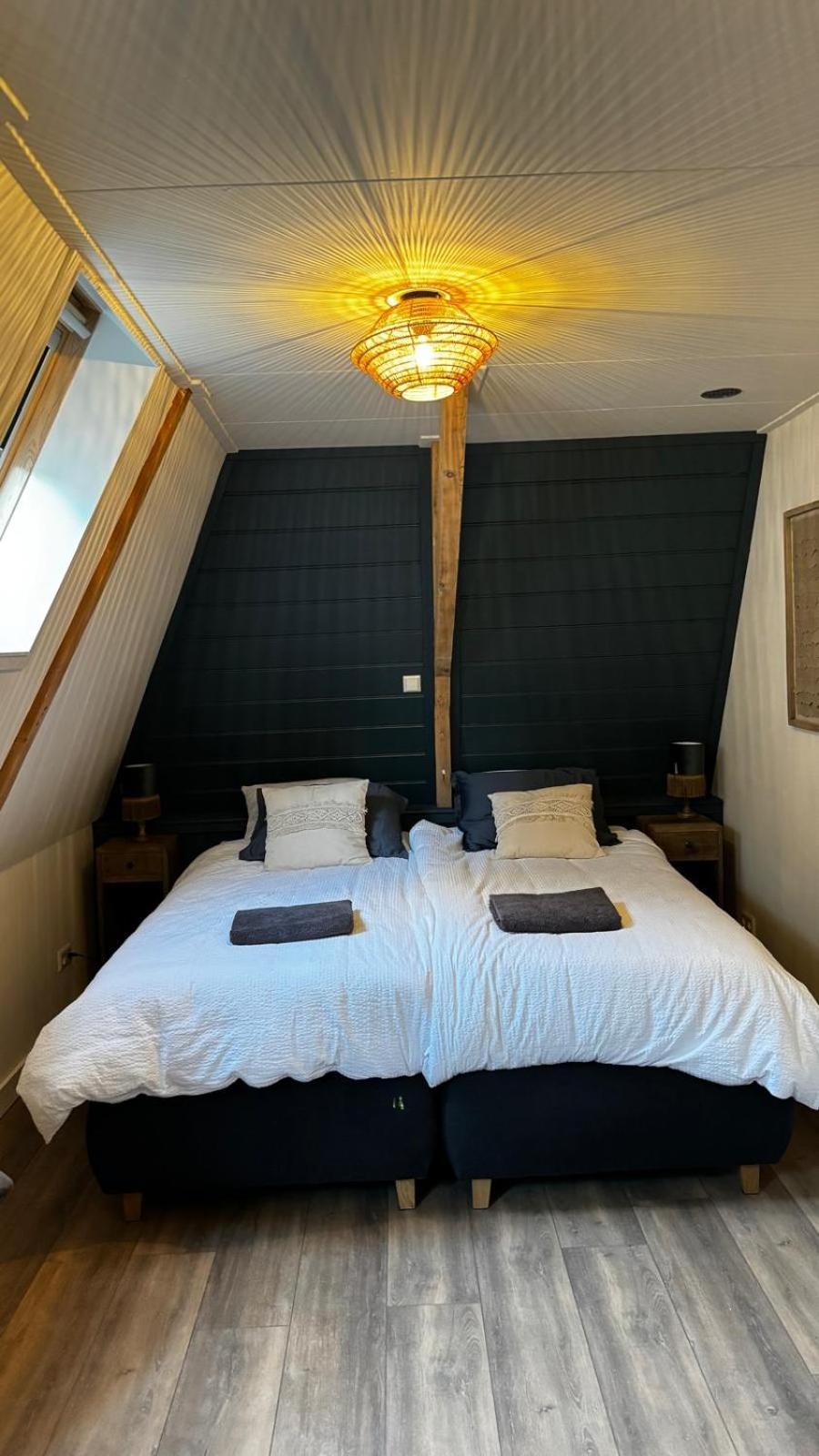 Bed and Breakfast De Zaandbarg Nijeveen Esterno foto