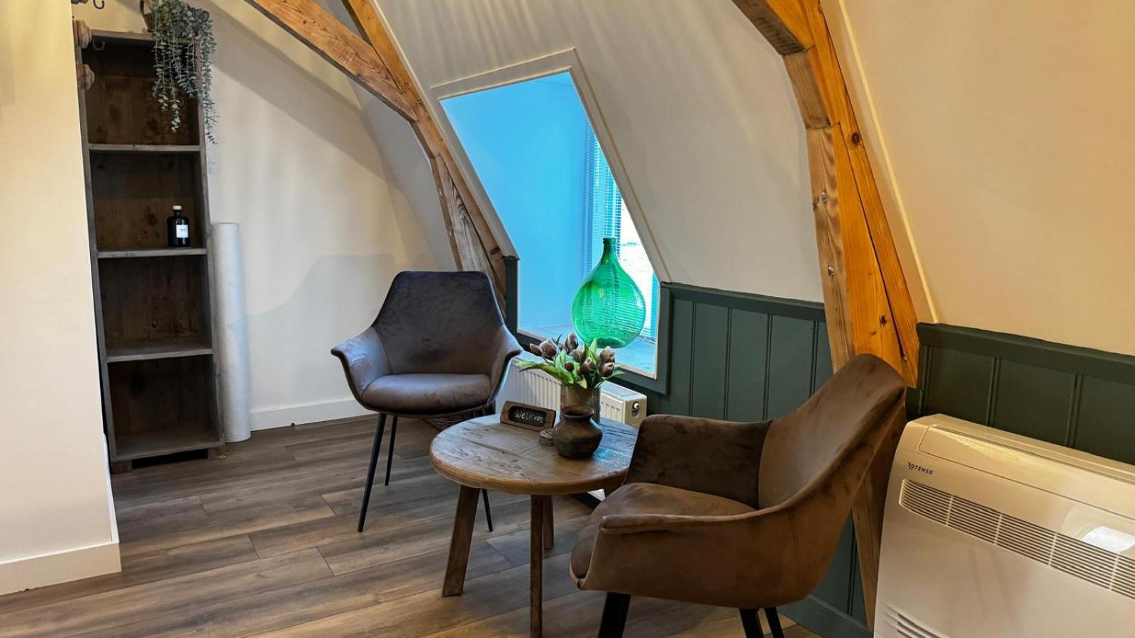 Bed and Breakfast De Zaandbarg Nijeveen Esterno foto